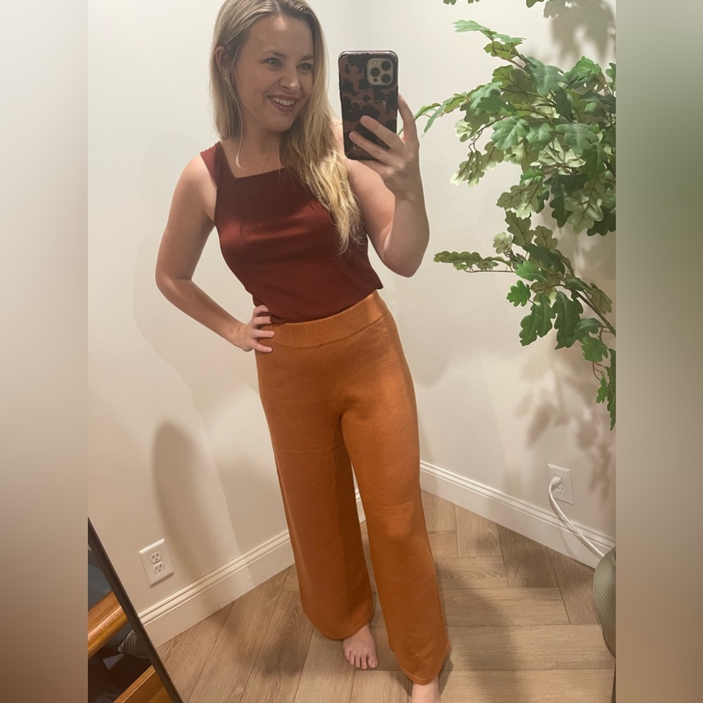Sugar lips Retails 75$ Dallas Cropped Straight pants